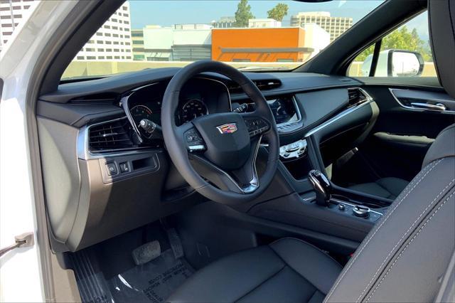 new 2025 Cadillac XT6 car, priced at $49,815