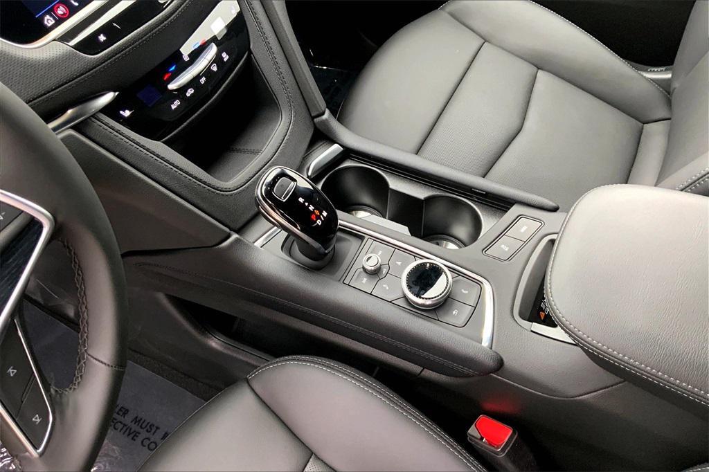 new 2025 Cadillac XT5 car, priced at $52,815