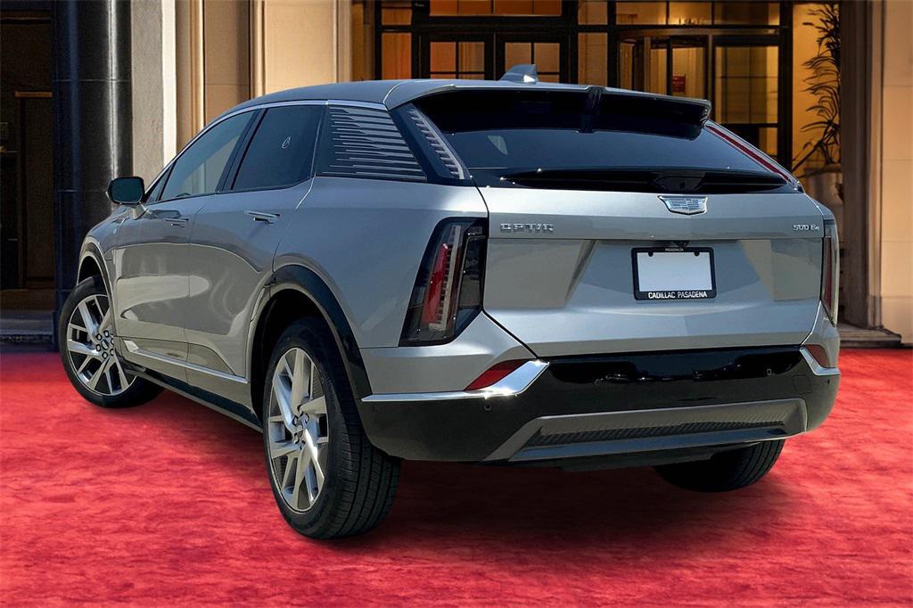 new 2025 Cadillac OPTIQ car, priced at $55,265