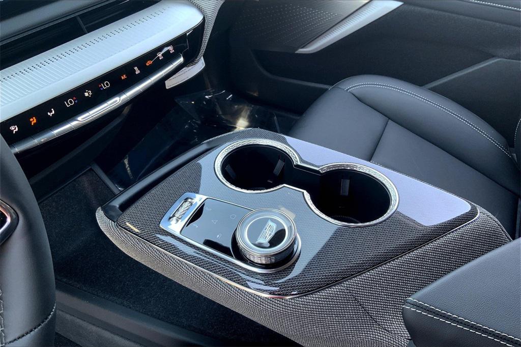 new 2025 Cadillac OPTIQ car, priced at $55,265