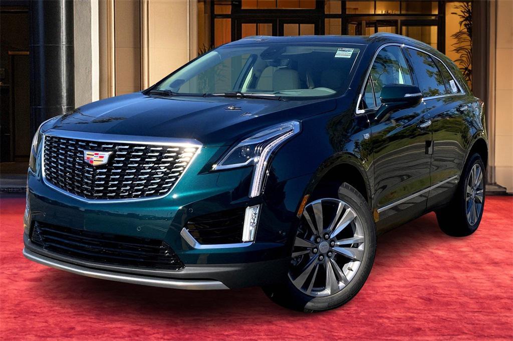 new 2025 Cadillac XT5 car, priced at $54,230