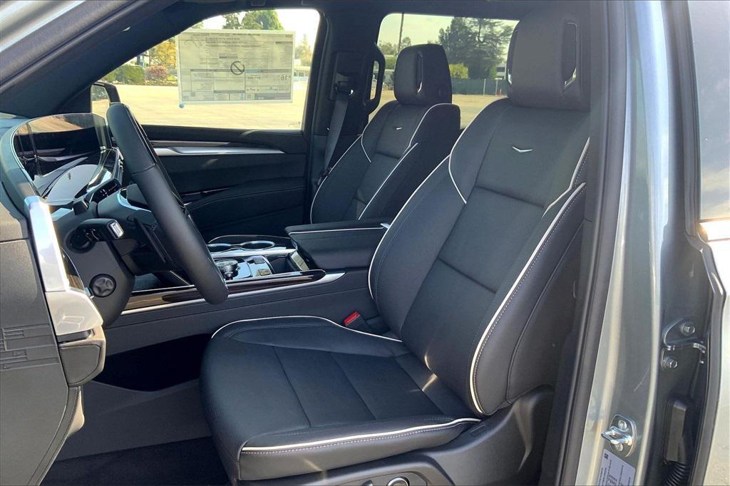 new 2026 Cadillac Escalade ESV car, priced at $117,680