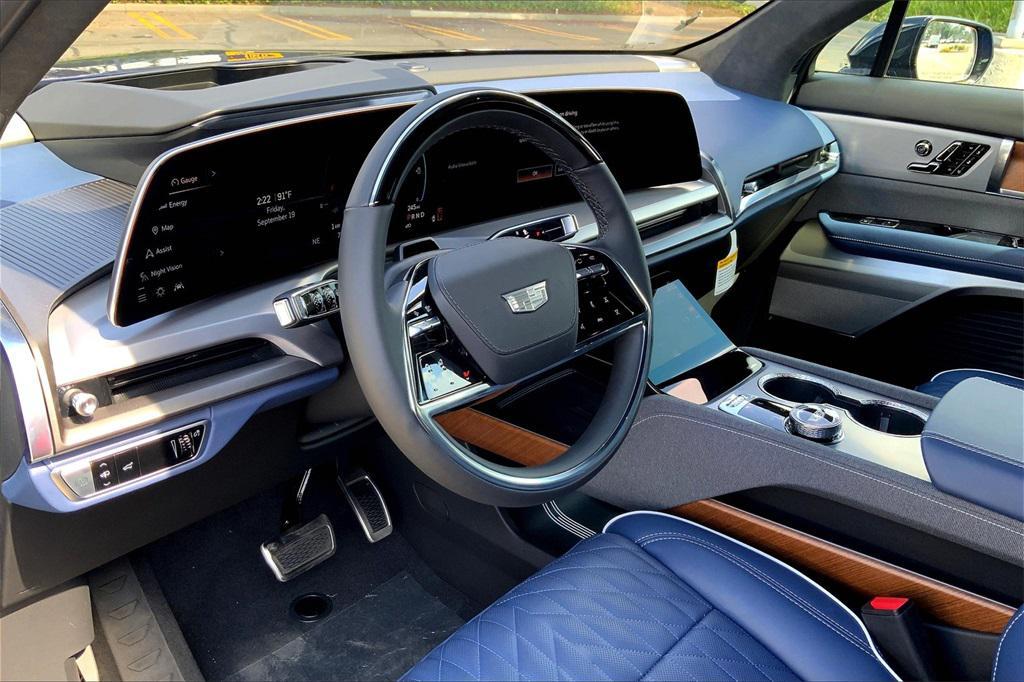 new 2026 Cadillac VISTIQ car, priced at $94,715