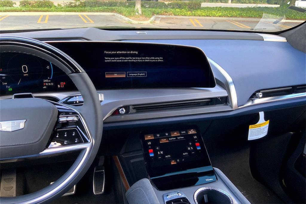 new 2026 Cadillac VISTIQ car, priced at $94,715