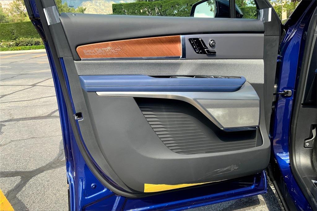 new 2026 Cadillac VISTIQ car, priced at $94,715