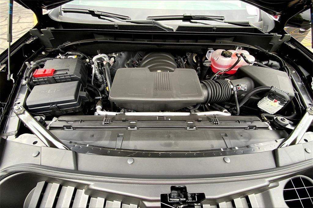 new 2025 Cadillac Escalade ESV car, priced at $96,295