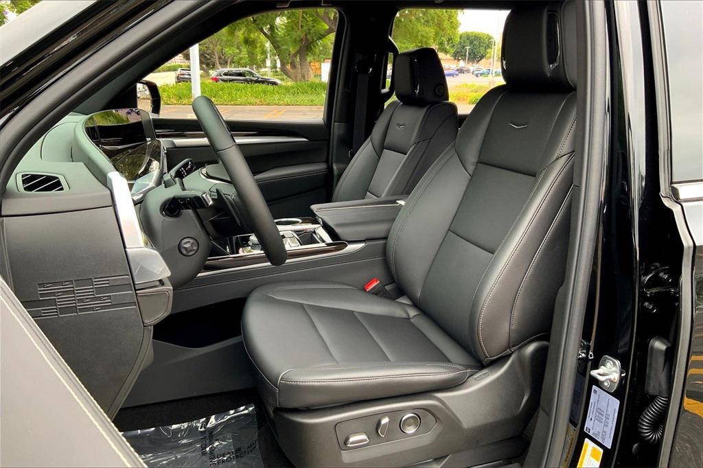 new 2025 Cadillac Escalade ESV car, priced at $96,295