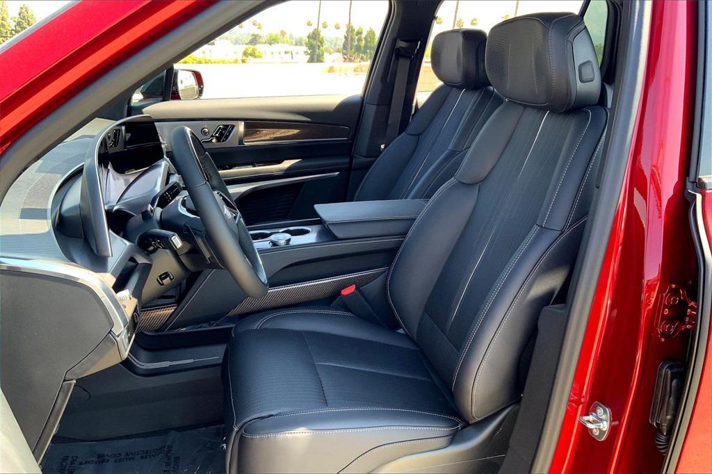 new 2026 Cadillac VISTIQ car, priced at $81,615