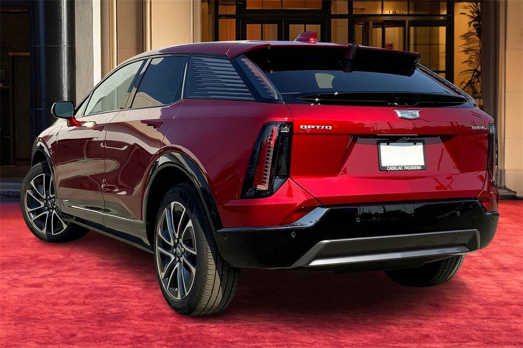 new 2025 Cadillac OPTIQ car, priced at $58,315