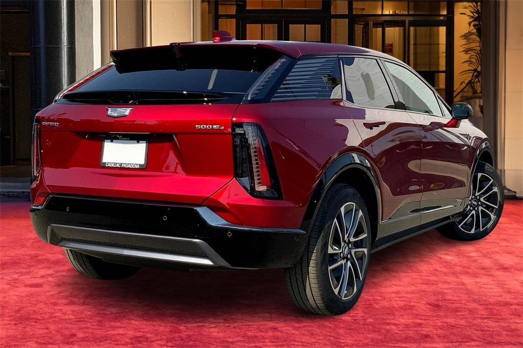 new 2025 Cadillac OPTIQ car, priced at $58,315