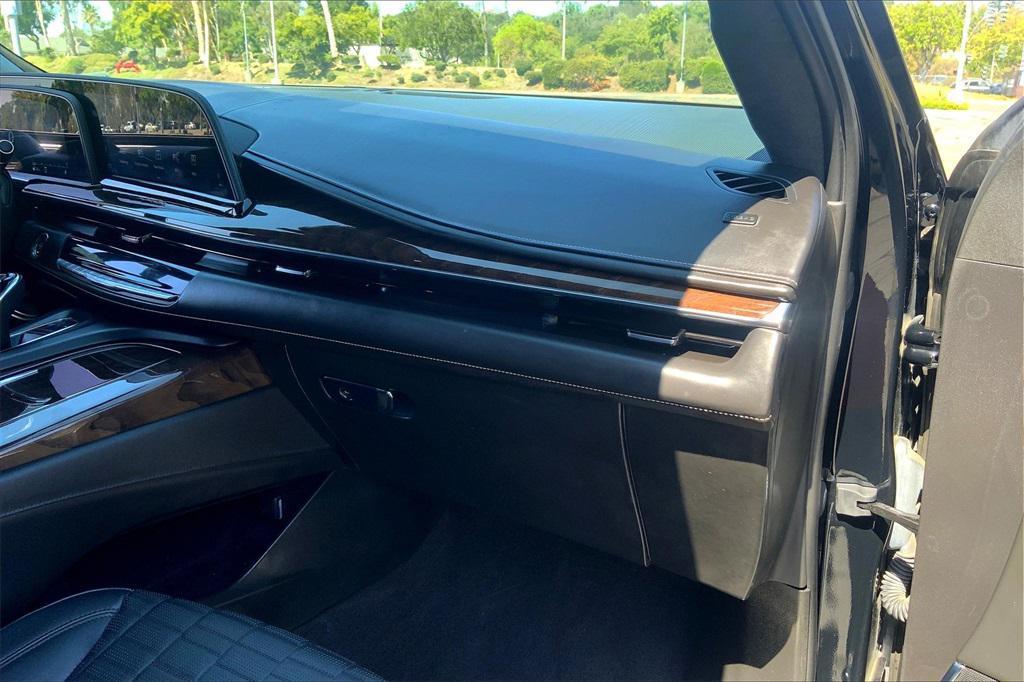 used 2023 Cadillac Escalade ESV car, priced at $89,000
