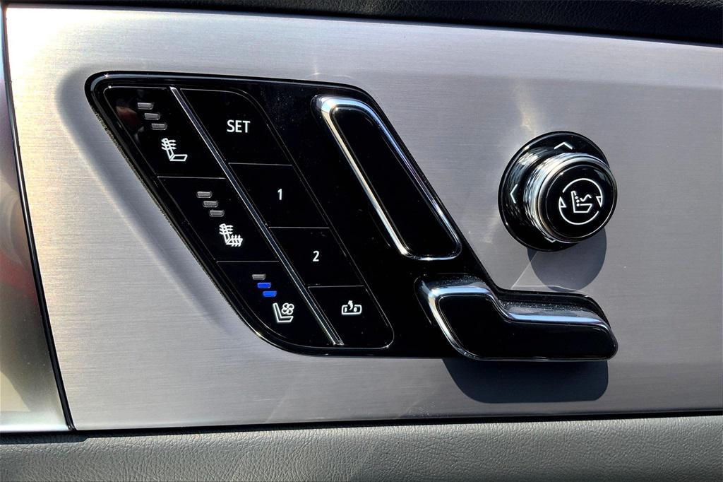 new 2026 Cadillac VISTIQ car, priced at $83,095
