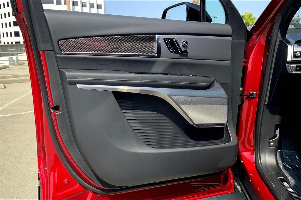 new 2026 Cadillac VISTIQ car, priced at $83,095