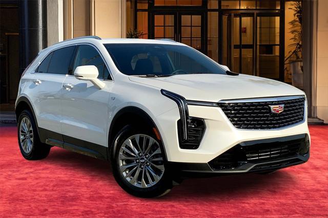 new 2025 Cadillac XT4 car, priced at $42,215