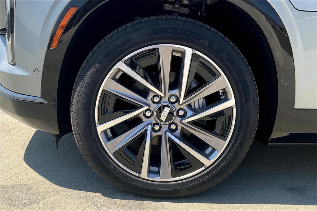 new 2026 Cadillac VISTIQ car, priced at $81,870