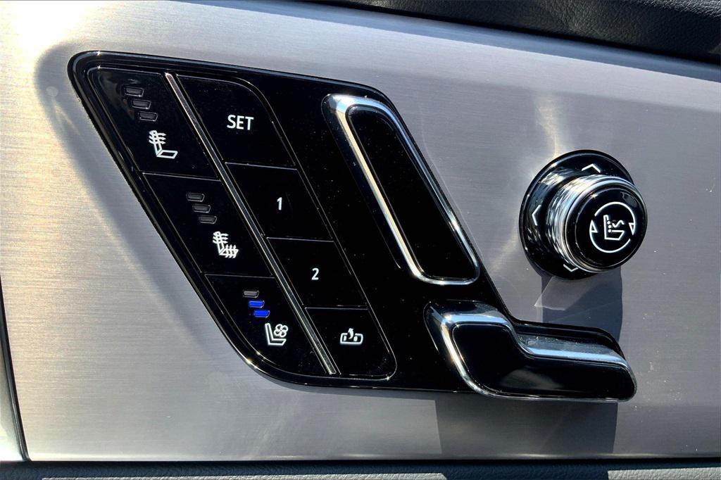 new 2026 Cadillac VISTIQ car, priced at $81,870