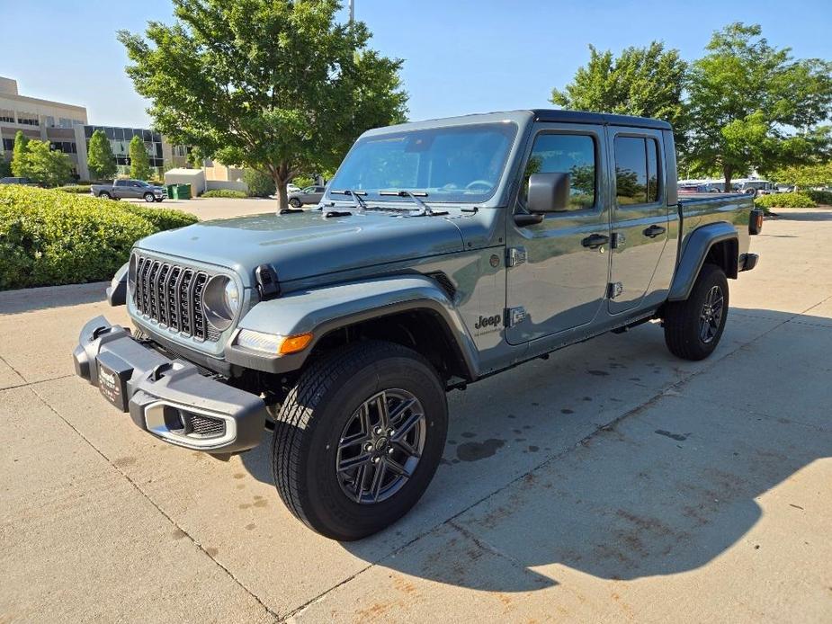 new 2024 Jeep Gladiator car