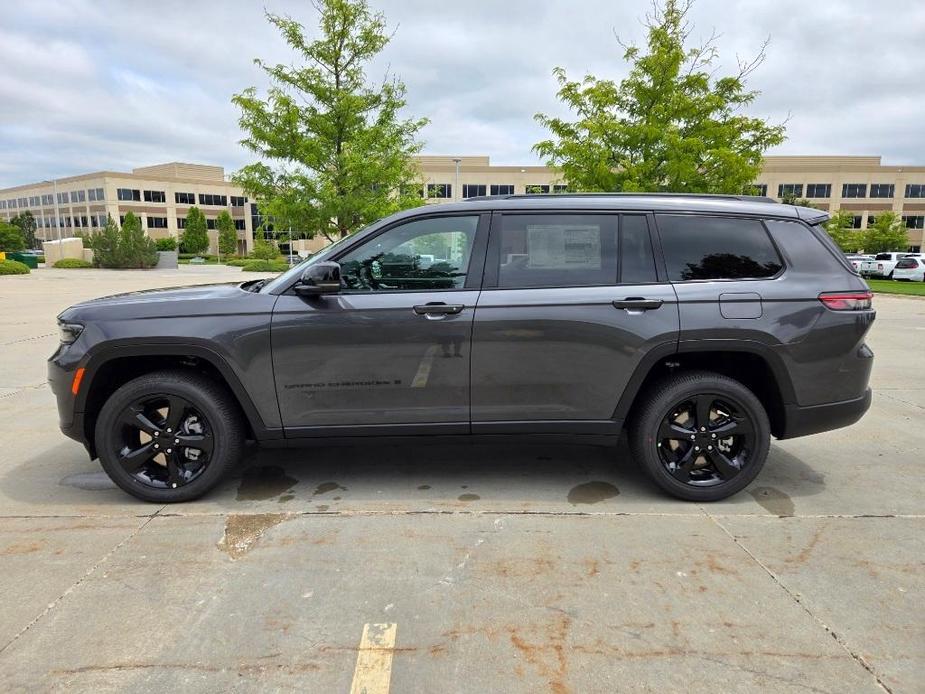 new 2024 Jeep Grand Cherokee L car, priced at $43,302