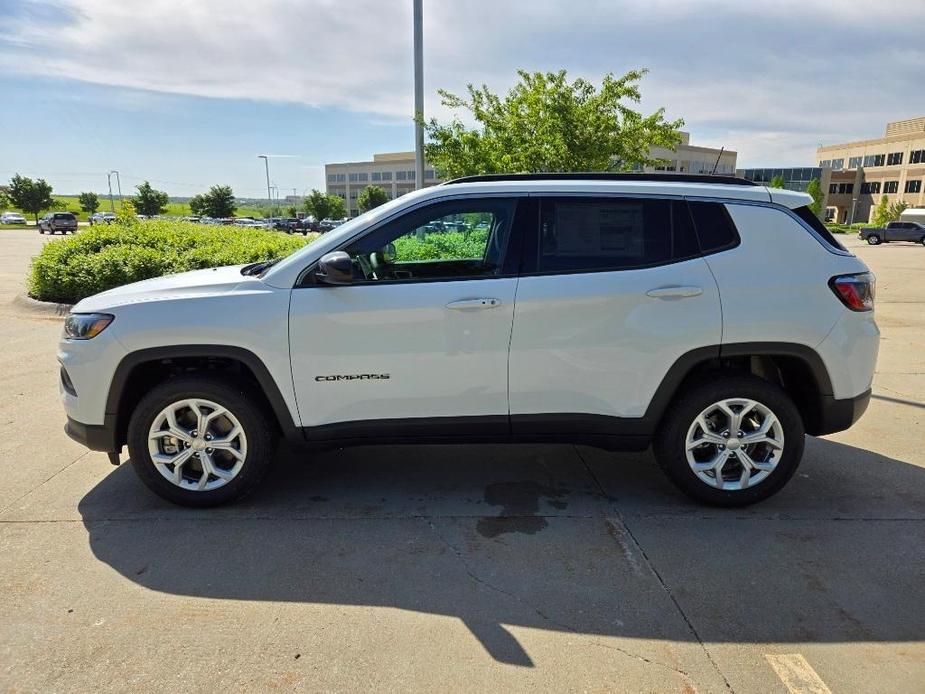 new 2024 Jeep Compass car, priced at $25,827