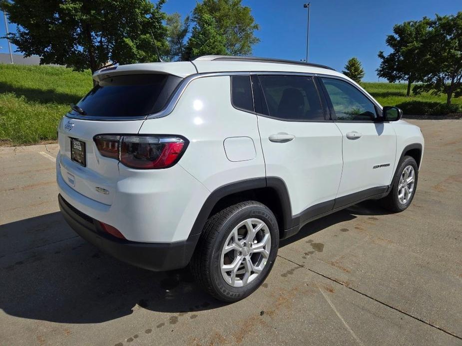 new 2024 Jeep Compass car, priced at $25,827