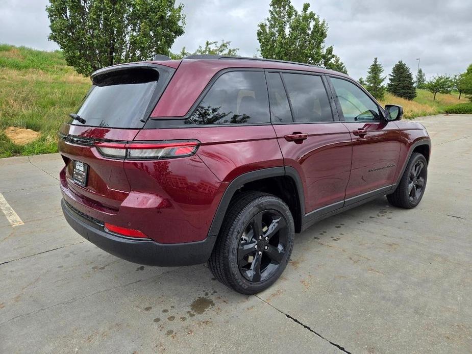 new 2024 Jeep Grand Cherokee car, priced at $41,842