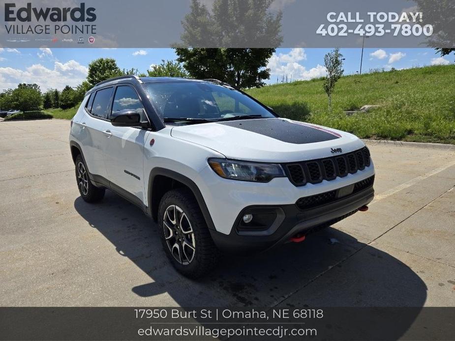 new 2024 Jeep Compass car, priced at $32,343