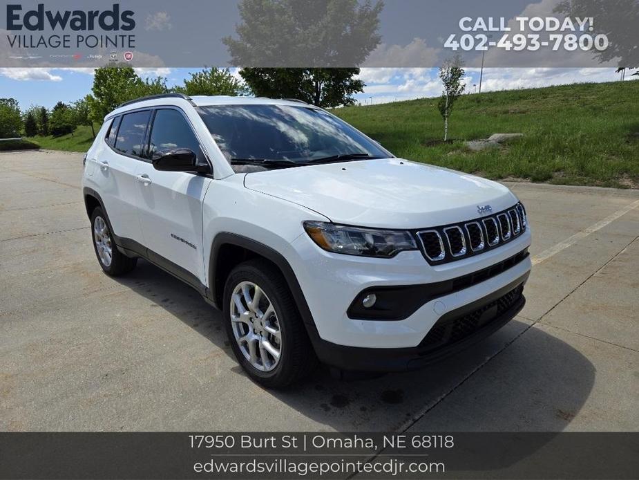 new 2024 Jeep Compass car, priced at $25,827