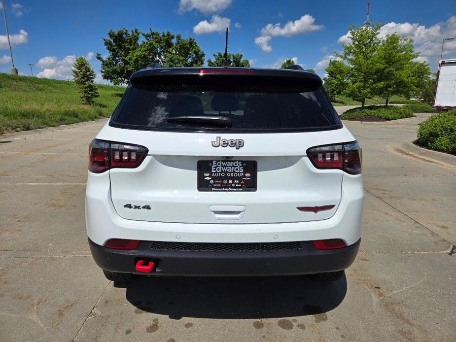 new 2024 Jeep Compass car, priced at $32,308