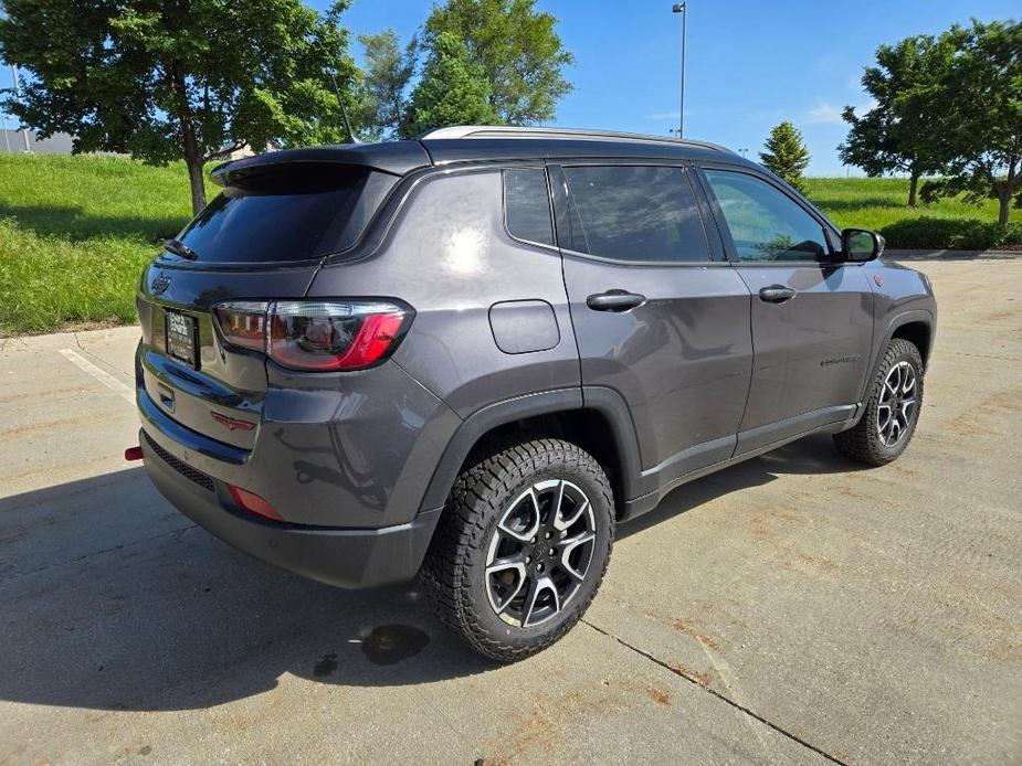 new 2024 Jeep Compass car, priced at $32,891