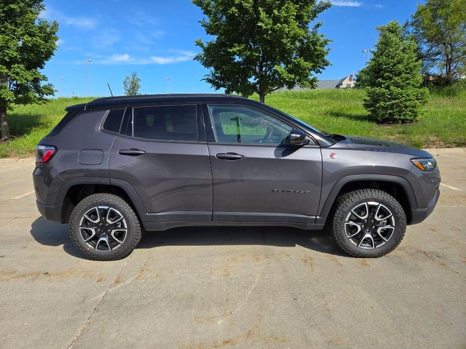 new 2024 Jeep Compass car, priced at $32,891