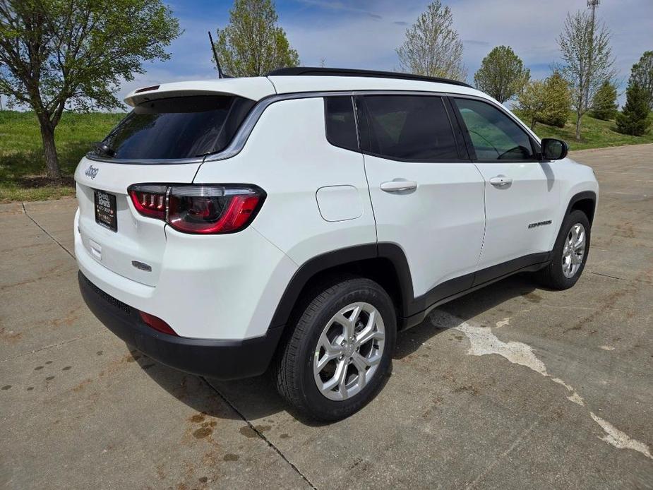 new 2024 Jeep Compass car, priced at $25,827