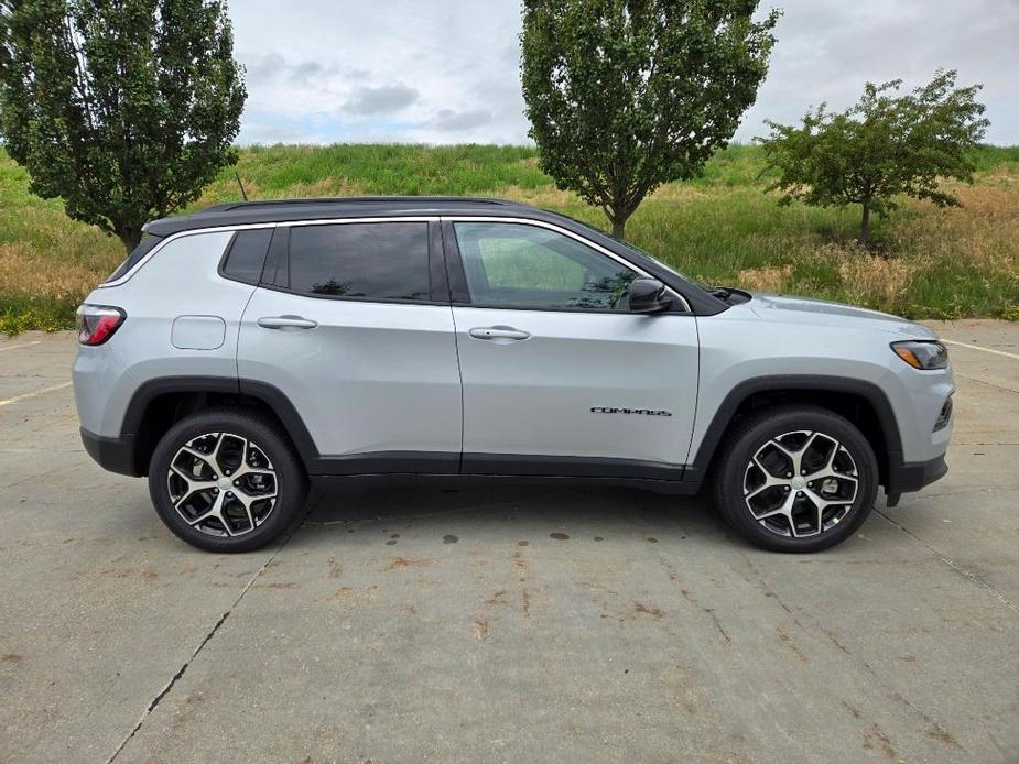 new 2024 Jeep Compass car, priced at $29,839