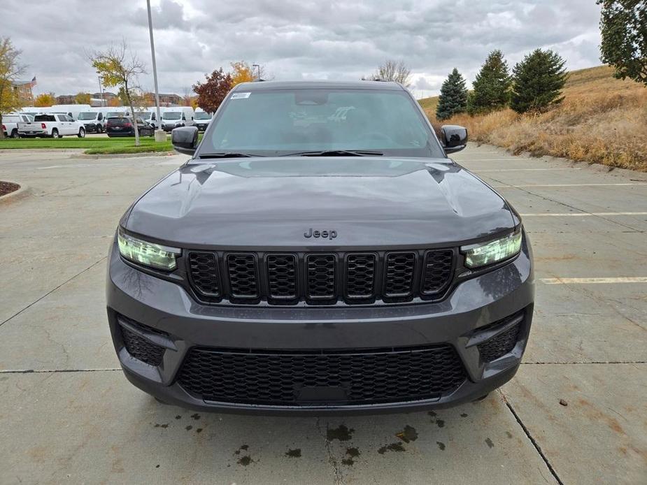 new 2025 Jeep Grand Cherokee car