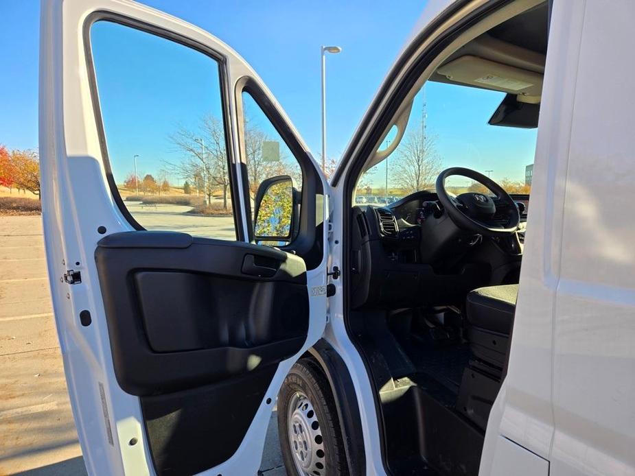 new 2025 Ram ProMaster 2500 car, priced at $55,155