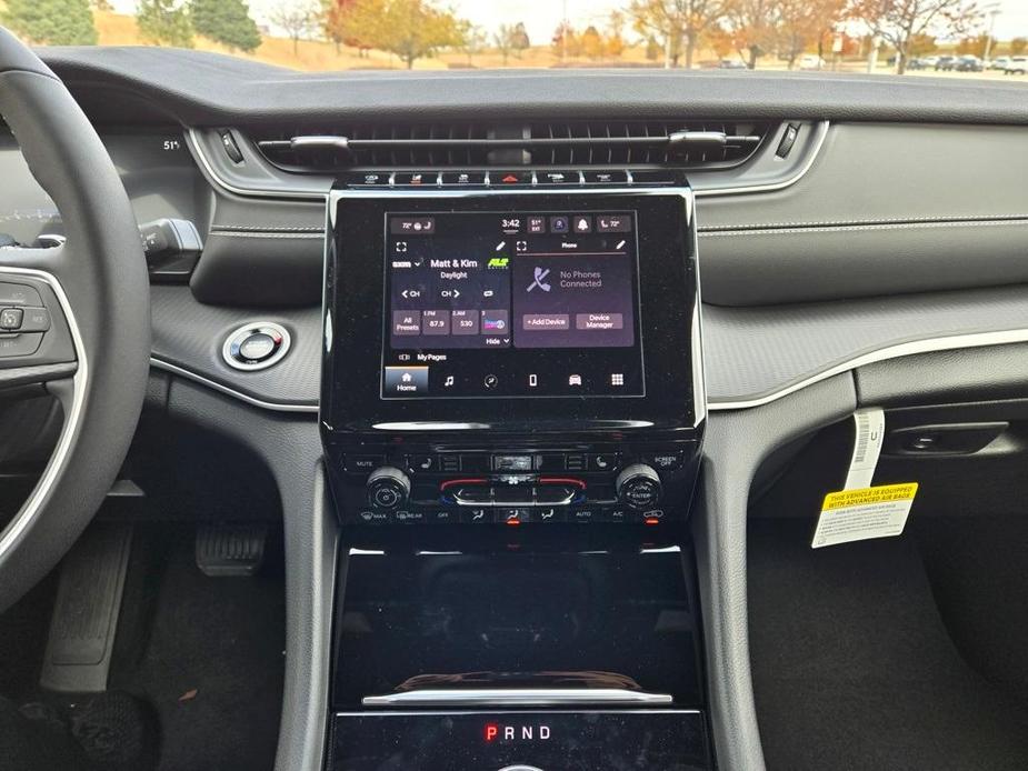 new 2025 Jeep Grand Cherokee car