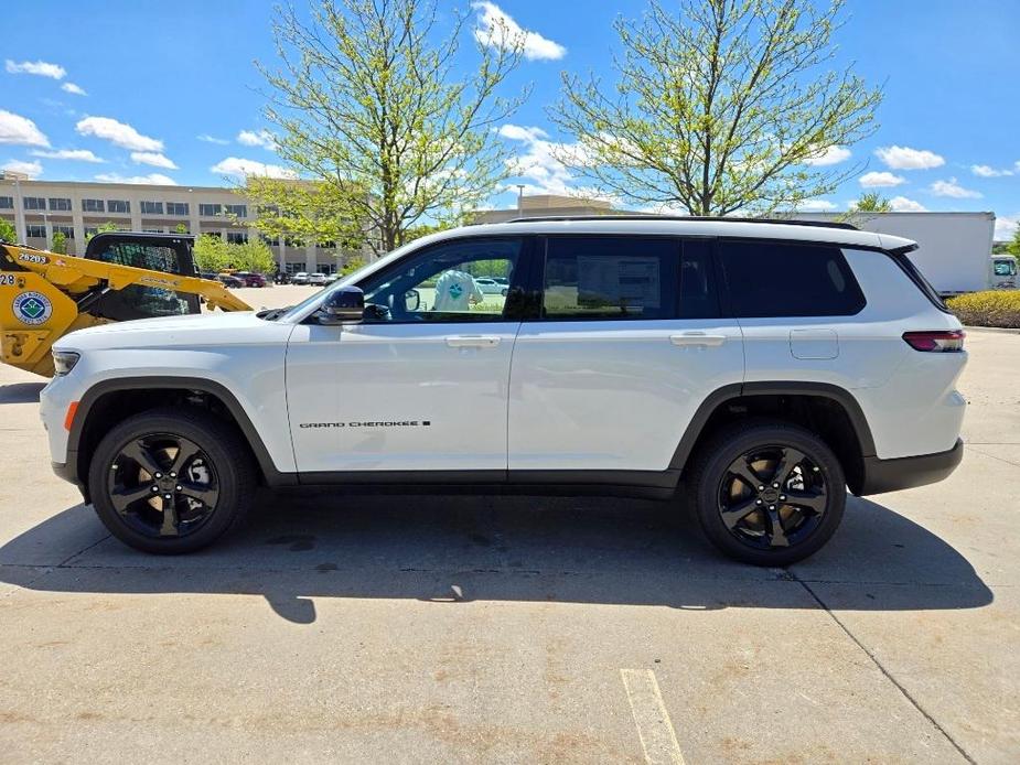 new 2024 Jeep Grand Cherokee L car, priced at $42,766