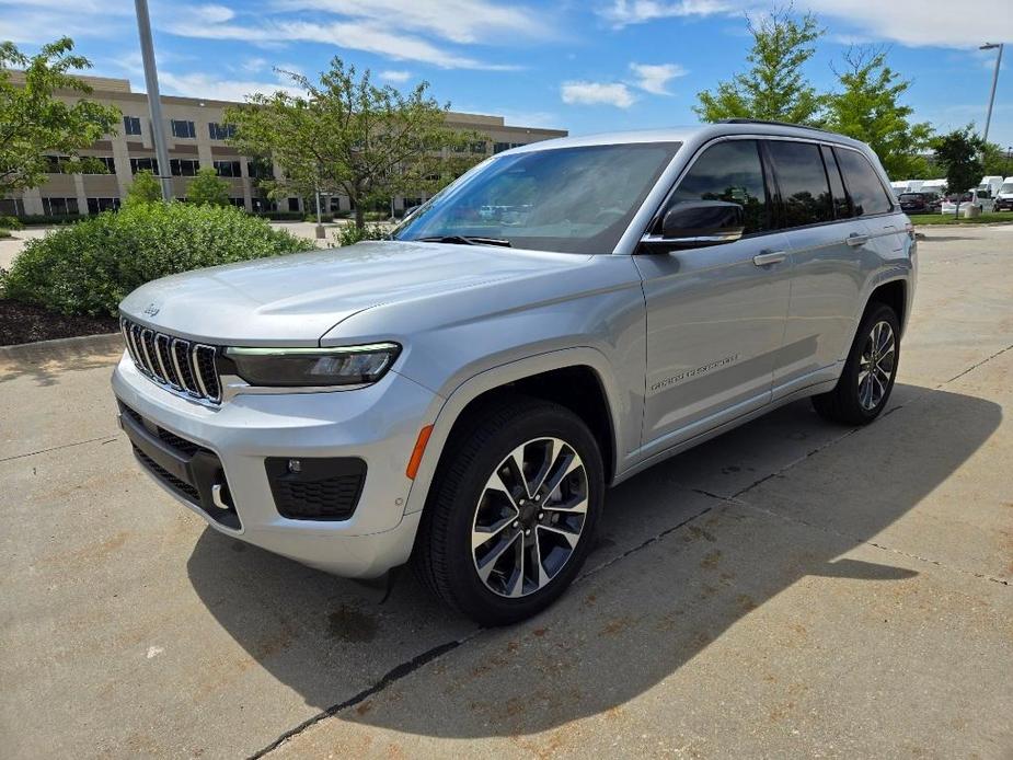 new 2024 Jeep Grand Cherokee car, priced at $55,316