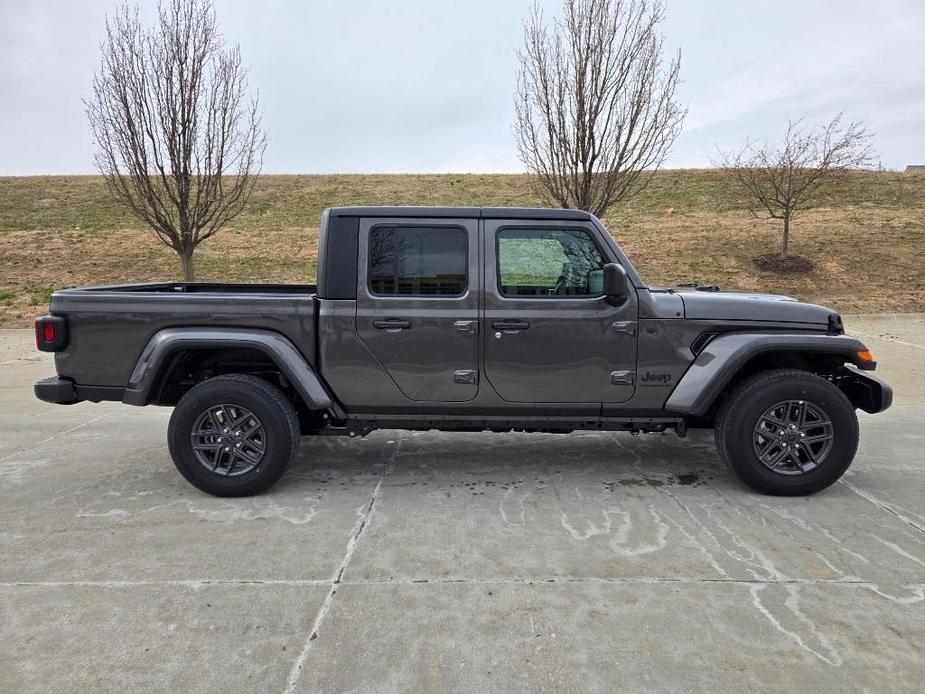 new 2024 Jeep Gladiator car, priced at $41,951