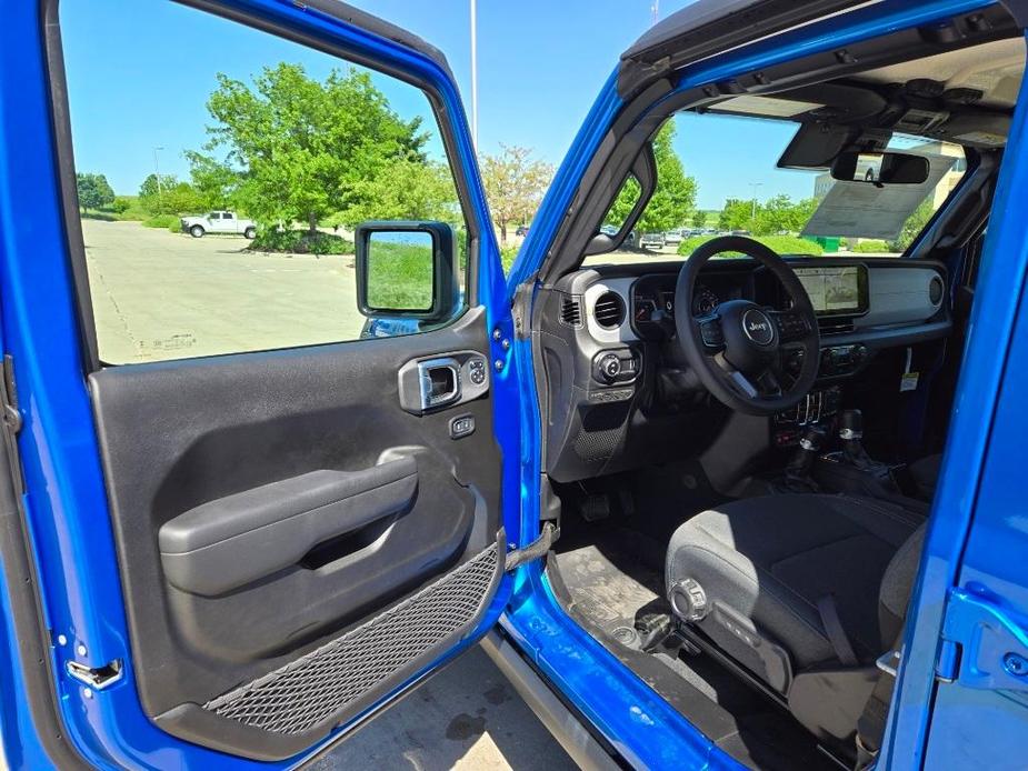 new 2024 Jeep Gladiator car, priced at $49,499