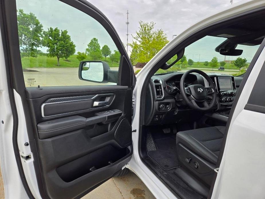 new 2025 Ram 1500 car, priced at $45,152