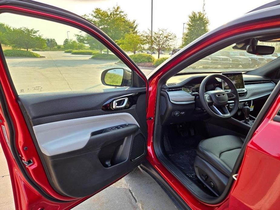 new 2024 Jeep Compass car, priced at $29,839