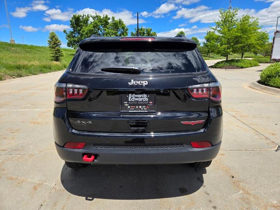 new 2024 Jeep Compass car, priced at $32,891