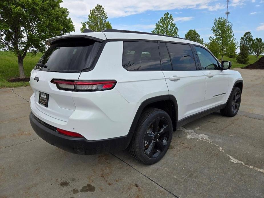 new 2024 Jeep Grand Cherokee L car, priced at $43,662