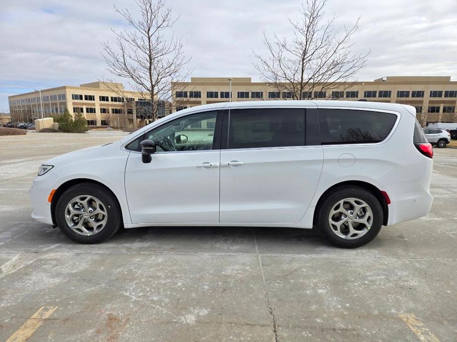 new 2024 Chrysler Pacifica car, priced at $41,529