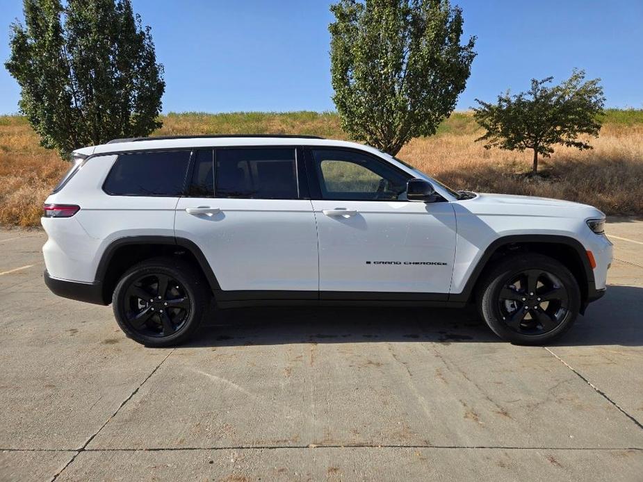 new 2024 Jeep Grand Cherokee L car, priced at $42,766