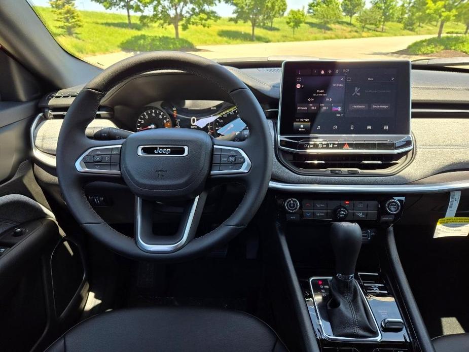 new 2024 Jeep Compass car, priced at $25,875