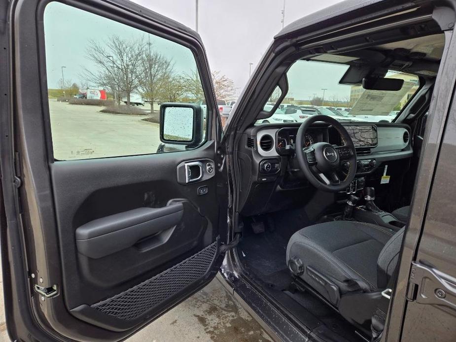 new 2024 Jeep Gladiator car, priced at $47,695