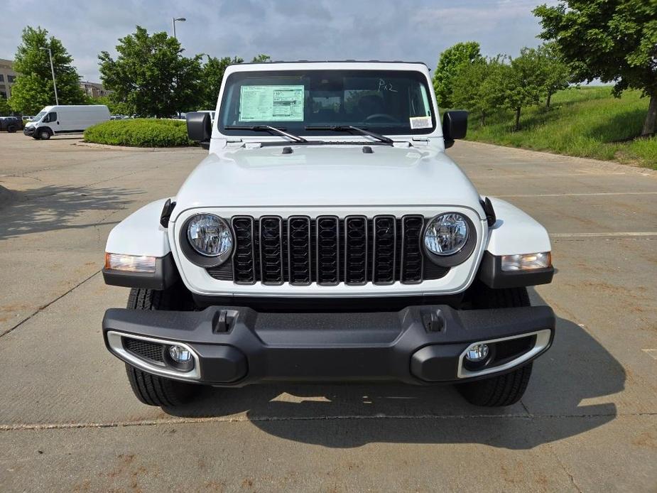 new 2024 Jeep Gladiator car, priced at $41,415