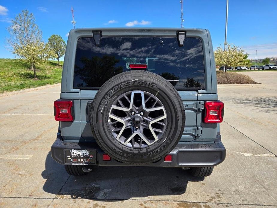 new 2024 Jeep Wrangler car, priced at $55,272