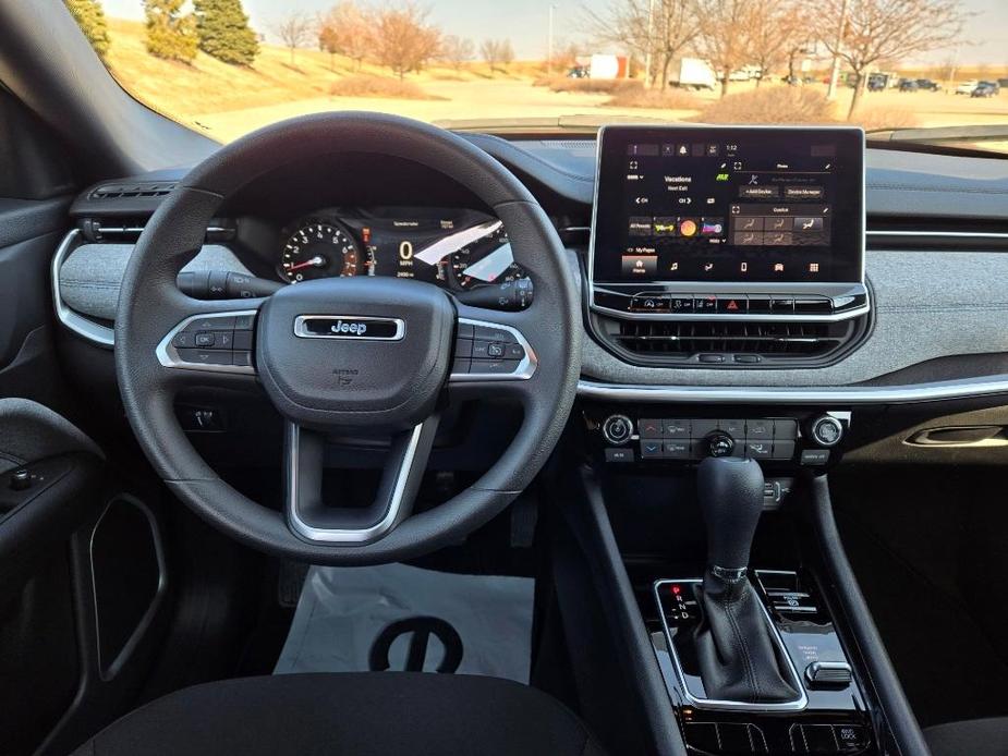 new 2023 Jeep Compass car, priced at $28,000